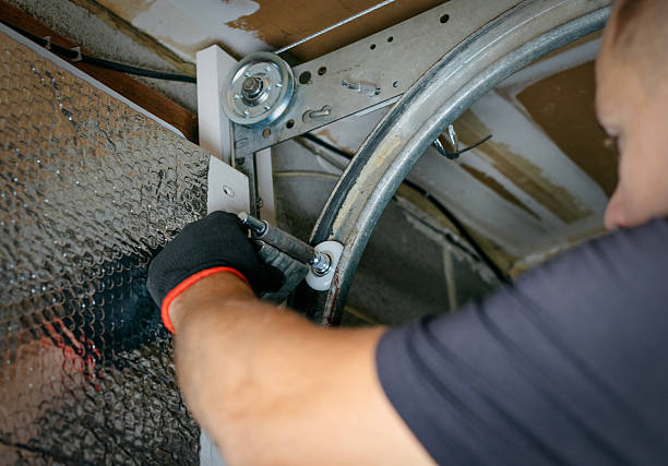 Affordable Garage Door solutions in Oak Trail Shores, TX